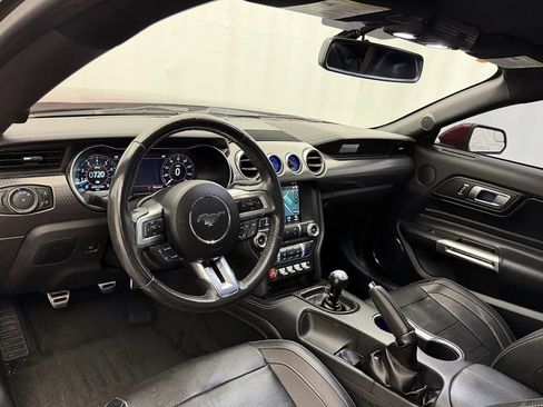 Used 2018 Ford Mustang GT Premium w/ GT Performance Package RWD image 7