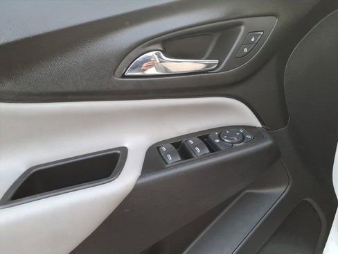 Certified 2022 Chevrolet Equinox LS w/ LS Convenience Package image 11