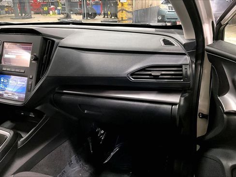 Used 2024 Subaru Impreza 2.0i image 17