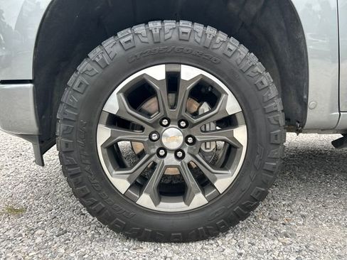 Used 2024 Chevrolet Silverado 1500 High Country w/ Technology Package AWD/4WD image 27