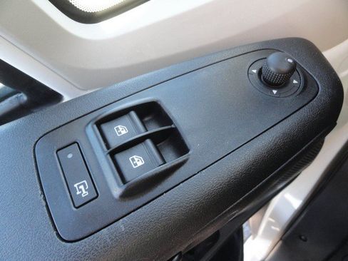 Used 2021 RAM ProMaster 2500 FWD image 17