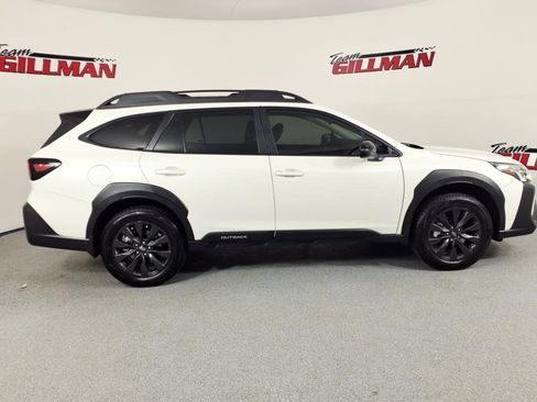 Used 2025 Subaru Outback Onyx Edition image 5