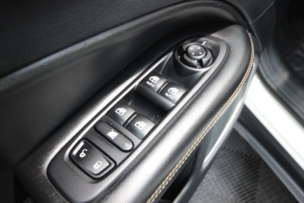 Used 2020 Jeep Compass Latitude AWD/4WD image 13