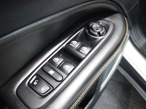 Used 2020 Jeep Compass Latitude AWD/4WD image 13