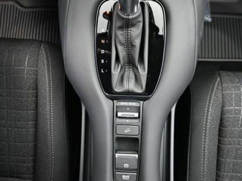 New 2026 Honda HR-V LX image 19