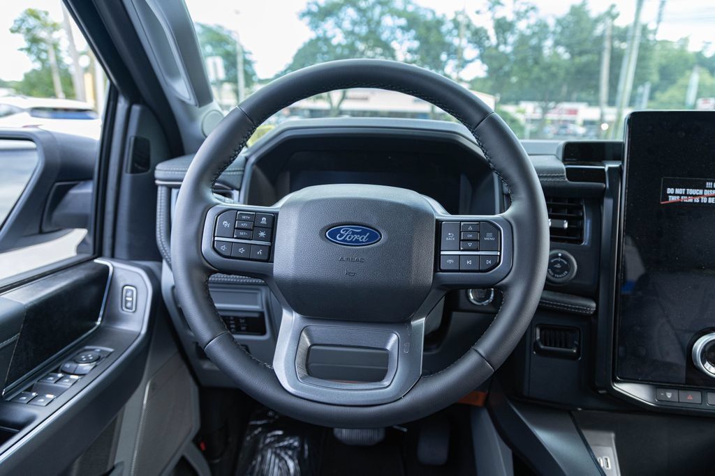 New 2025 Ford F150 Lightning Flash AWD/4WD image 12