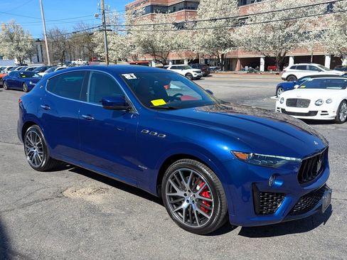 Used 2021 Maserati Levante S GranSport AWD/4WD image 5