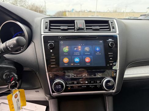Used 2018 Subaru Outback 2.5i Premium image 15