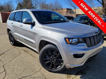 Used 2020 Jeep Grand Cherokee Altitude