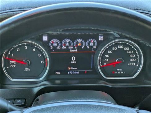 Used 2020 Chevrolet Silverado 1500 High Country w/ Technology Package AWD/4WD image 10
