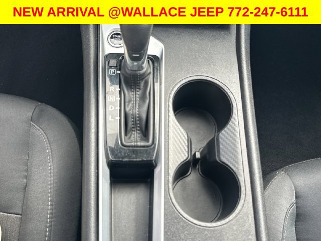 Used 2025 Nissan Altima 2.5 SV FWD image 19