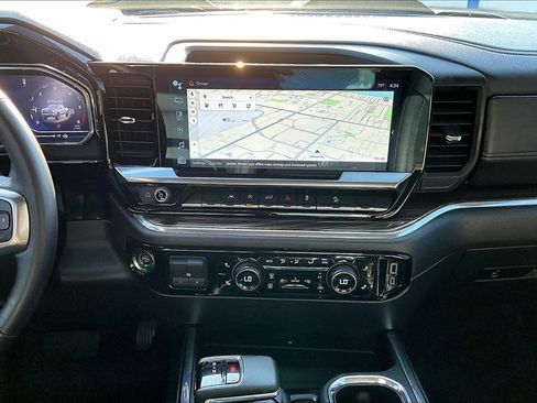 Certified 2024 Chevrolet Silverado 1500 LT Trail Boss w/ Convenience Package II image 15