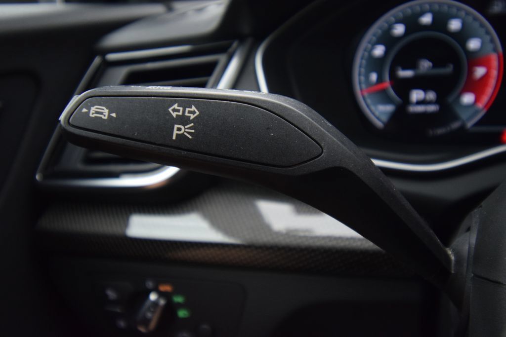 Used 2022 Audi SQ5 Premium Plus AWD/4WD image 33