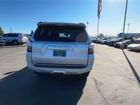 Used 2024 Toyota 4Runner SR5 image 41