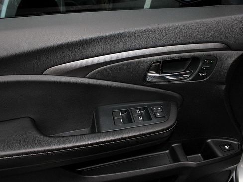 Used 2023 Honda Ridgeline RTL-E image 22