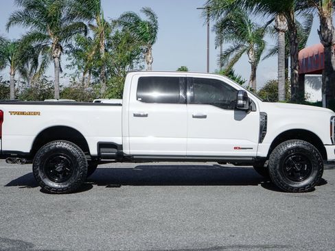 Used 2024 Ford F350 Platinum w/ Tremor Off-Road Package AWD/4WD image 12