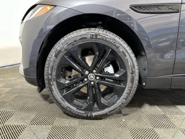 New 2026 Jaguar F-PACE R-Dynamic S AWD/4WD image 10