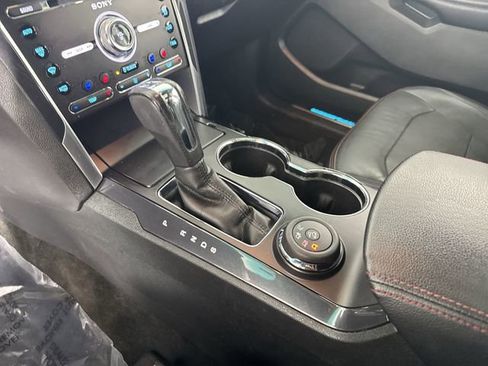 Used 2017 Ford Explorer Sport w/ Equipment Group 401A AWD/4WD image 17
