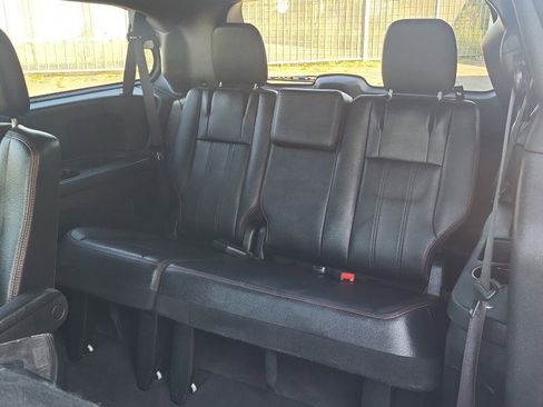 Used 2019 Dodge Grand Caravan GT image 24