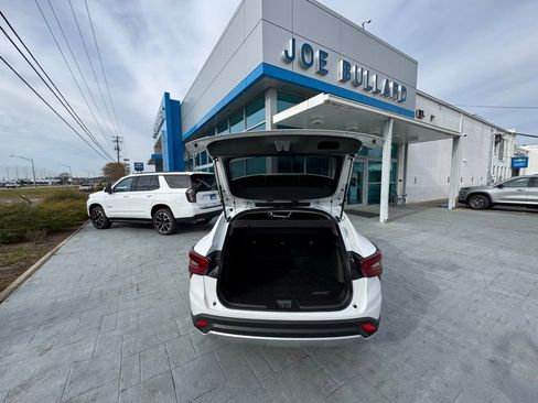 New 2026 Chevrolet Trax LT w/ Driver Confidence Package image 7