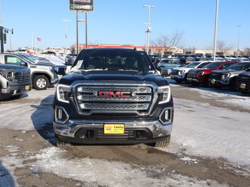 Used 2022 GMC Sierra 1500 SLT w/ SLT Premium Plus Package image 2
