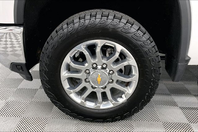 Used 2025 Chevrolet Silverado 3500 LTZ AWD/4WD image 9