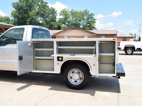 Used 2015 Ford F250 XL RWD image 8