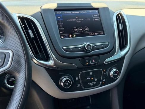 Certified 2022 Chevrolet Equinox LS w/ LS Convenience Package FWD image 19