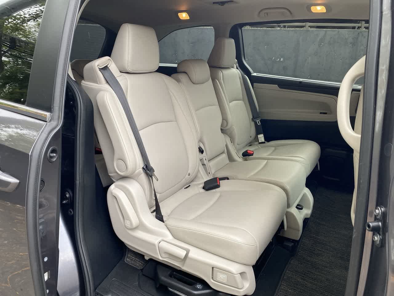 Used 2025 Honda Odyssey EX-L image 17