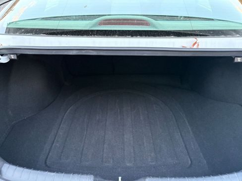 Used 2025 Hyundai Elantra SEL image 29