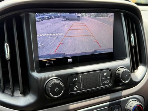 Used 2022 GMC Canyon AT4 w/ Driver Alert Package AWD/4WD image 51