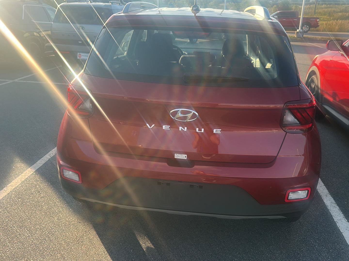 Certified 2025 Hyundai Venue SEL FWD image 5