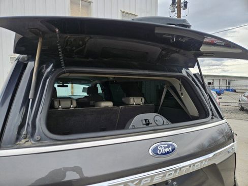 Used 2019 Ford Expedition Max Limited image 29