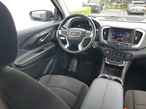 Used 2023 GMC Terrain SLE FWD image 15