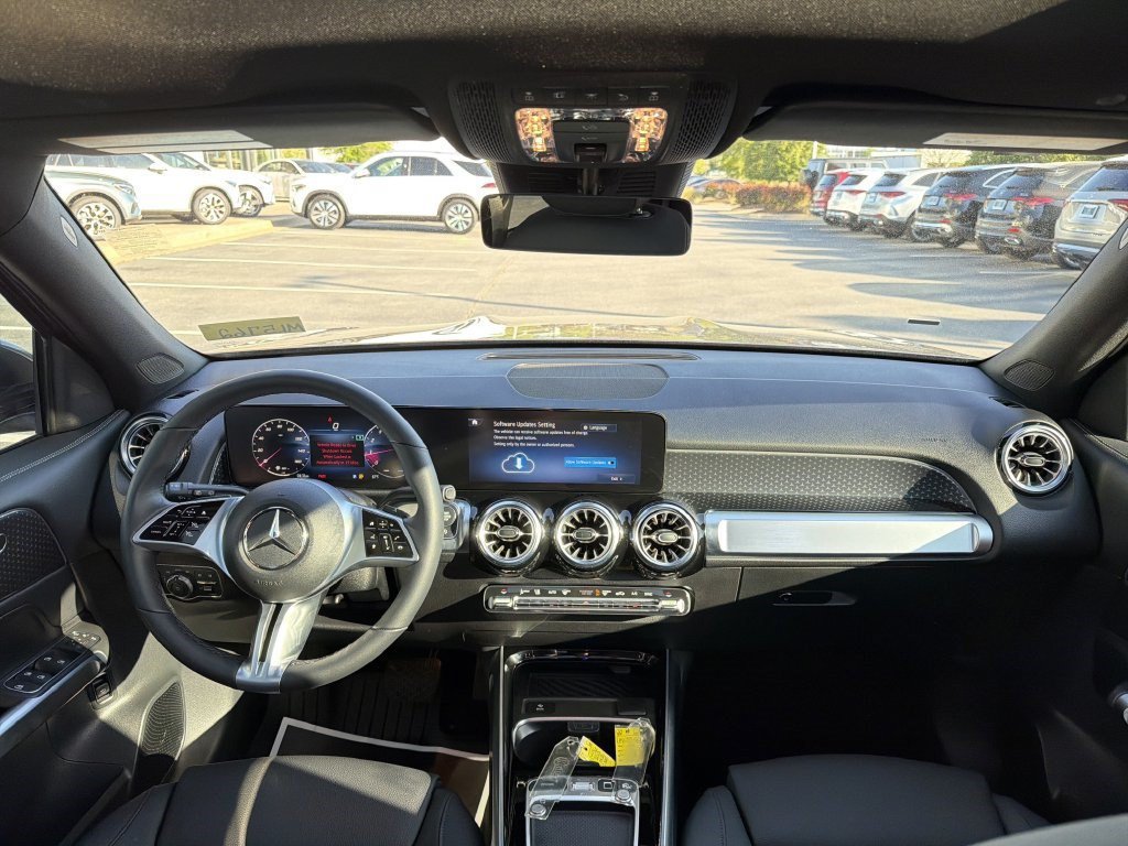 Used 2026 Mercedes-Benz GLB 250 4MATIC image 20