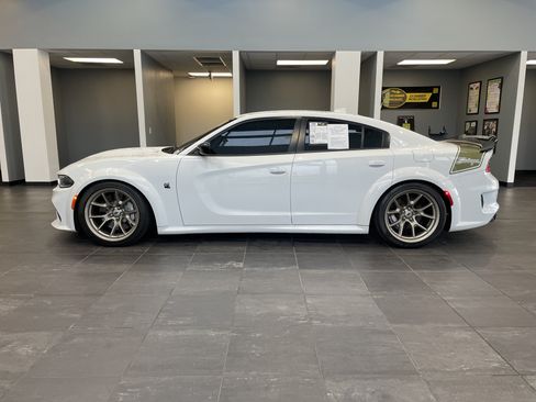 Used 2023 Dodge Charger Scat Pack RWD image 7