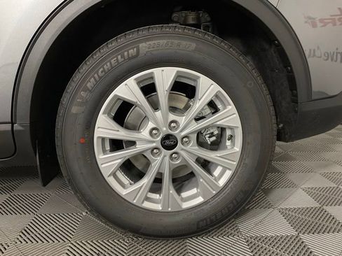 New 2025 Ford Escape Active image 10