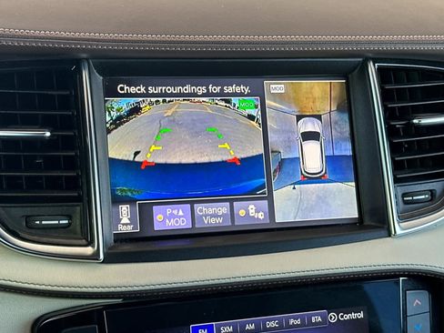 Used 2019 INFINITI QX50 Essential w/ Sensory Package AWD/4WD image 23