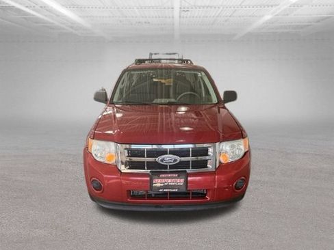 Used 2010 Ford Escape XLS FWD image 2