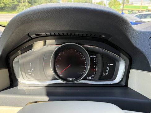 Used 2016 Volvo XC70 T5 Premier w/ Convenience Package AWD/4WD image 20