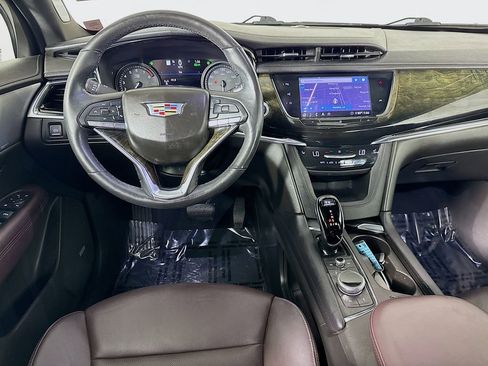 Used 2020 Cadillac XT6 Premium Luxury image 24