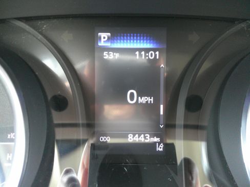 Used 2023 Toyota Camry LE image 23