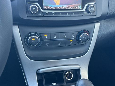 Used 2015 Nissan Sentra SV image 18