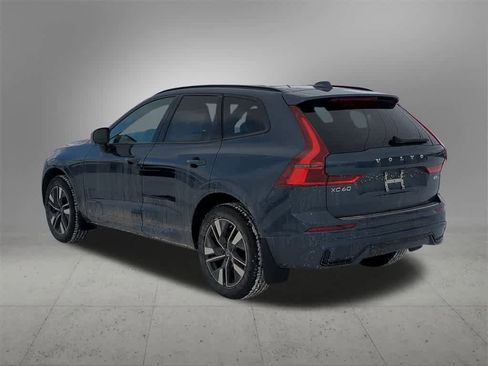 New 2026 Volvo XC60 B5 Core w/ Protection Package Premier image 4