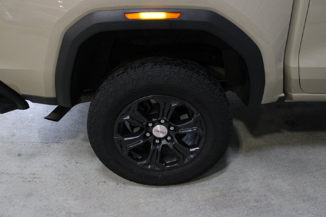 Used 2023 GMC Canyon Elevation w/ Elevation Premium Package AWD/4WD image 33