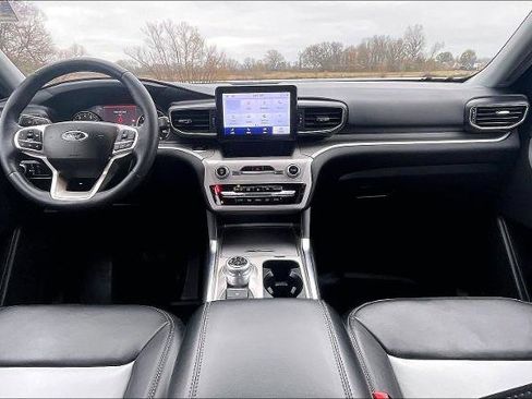 Certified 2023 Ford Explorer XLT w/ Equipment Group 202A image 13