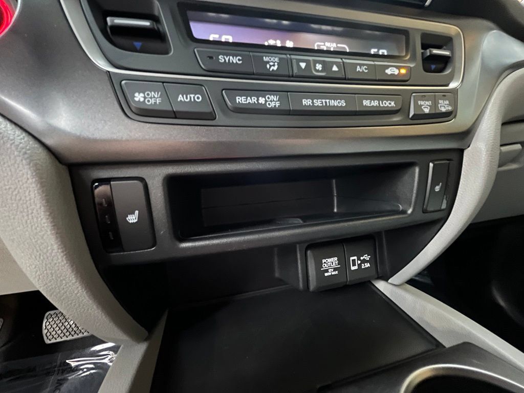 Used 2021 Honda Pilot EX image 39