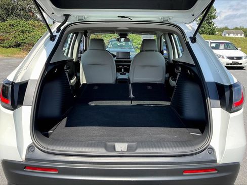Used 2024 Honda HR-V LX image 8