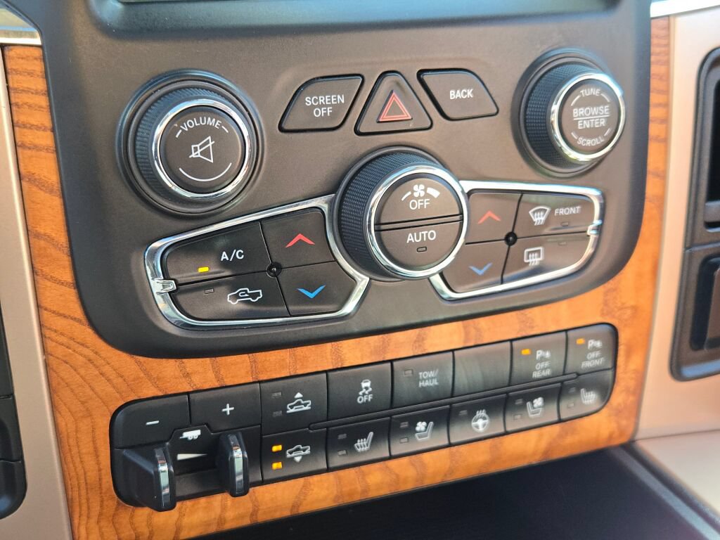 Used 2014 RAM 1500 Laramie Longhorn w/ Convenience Group AWD/4WD image 37