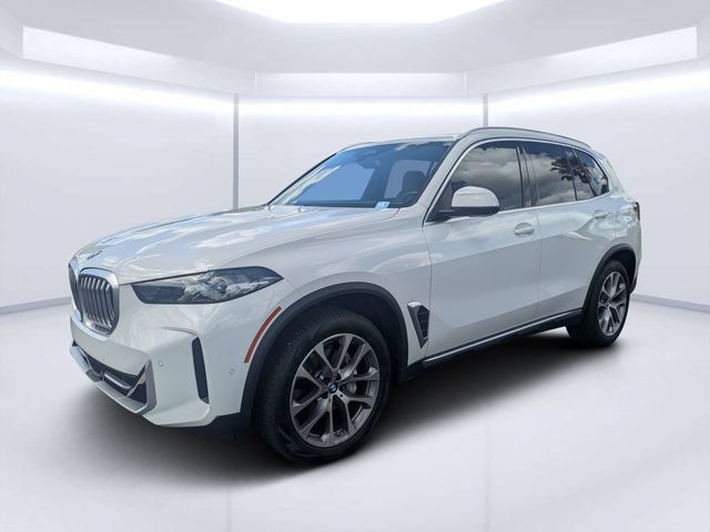 Used 2024 BMW X5 sDrive40i w/ Parking Assistance Package RWD image 7